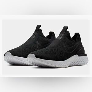 Nike phantom slip on size 8